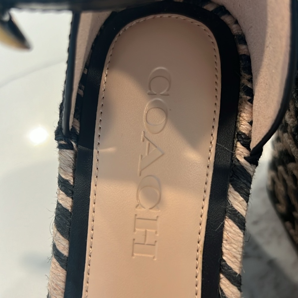 Coach wedges Sandal - Leather upper, Size 5.5 Brand New - Picture 2 of 7